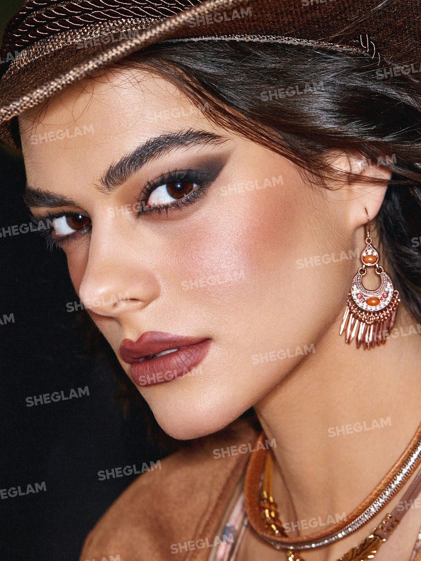 SHEGLAM Live to Roam Palette 8-Color Shimmer Matte Eyeshadow Palette Nude Metallic Evenly Pigmented Smooth Blendable Eyeshadow Christmas Brown Eyeshadow Easter Mother'S Day Graduation Birthday Holiday Winter Y2K Fancy Fashion Makeup Cosmetic Party Beach Travel Camping Outdoors School Campus Trip Festivals Decor Gift Present Rose Girl Cosplay Best Color Charm Vibe