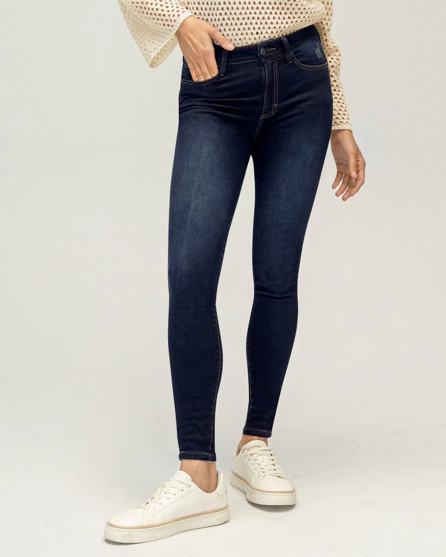 Jean skinny levanta cola - DN2