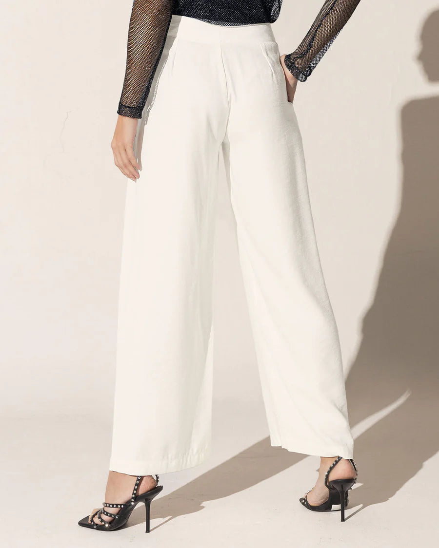 Pantalón bota ancha con prenses decorativos en frente - F7131