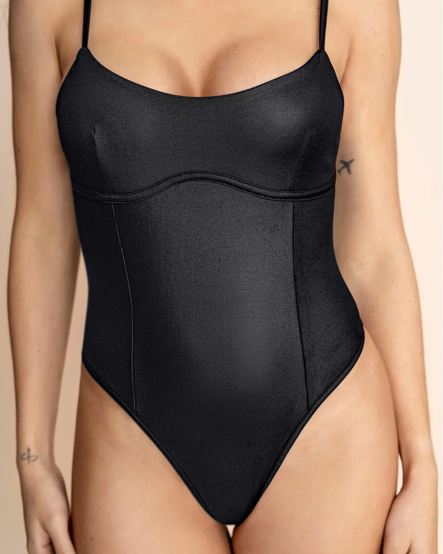 Body de tiritas con acabado brillante - J3029