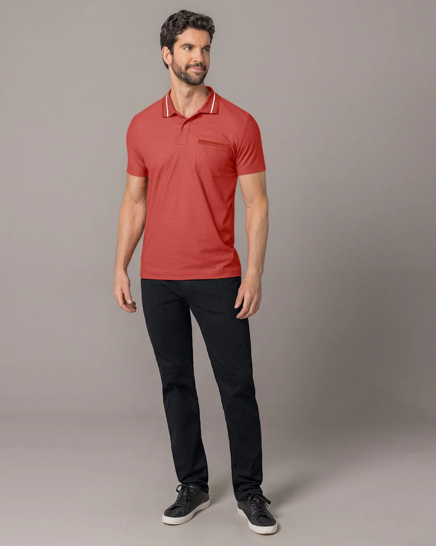 Camiseta tipo polo con perilla funcional y bolsillo decorativo