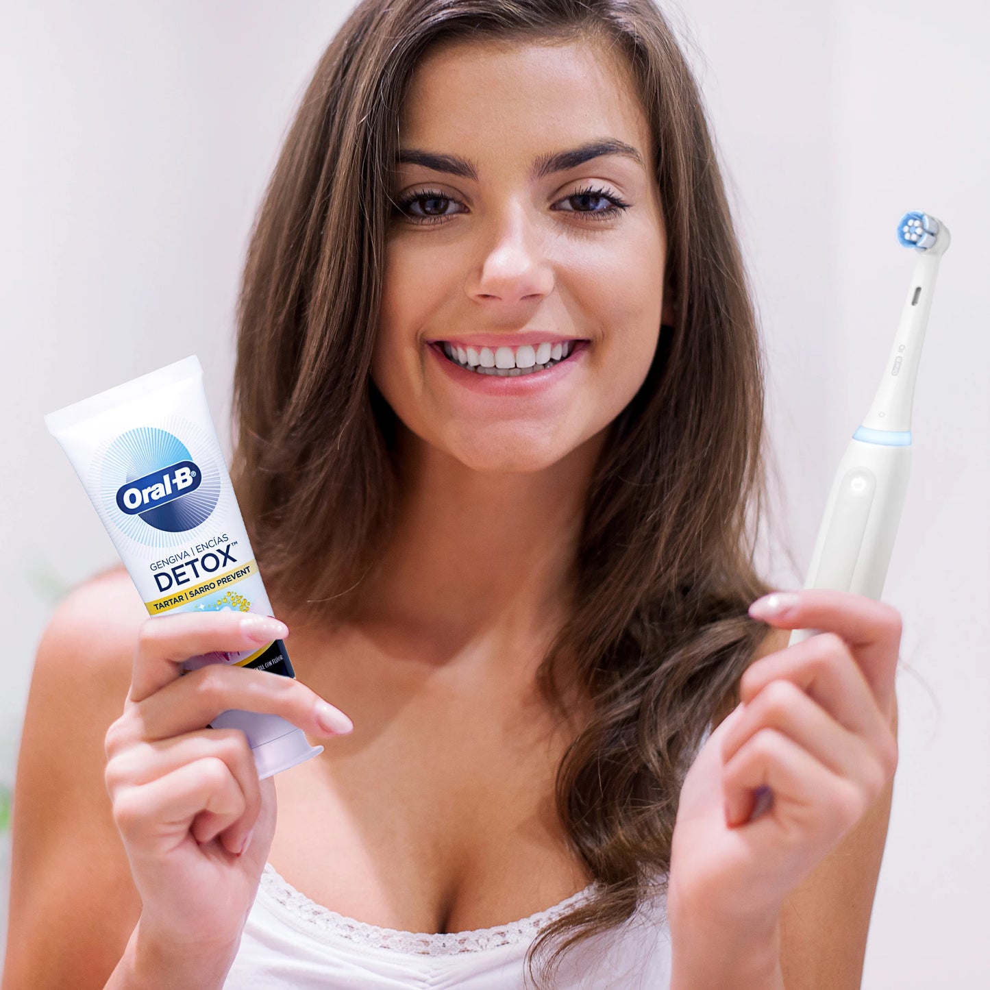 Crema Dental Oral B Detox Antisarro x 80ml - CÓD N96981