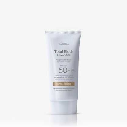 2883 Fotoprotector Facial Gel Velvet Total Block Dermafusión SPF 50+ - Y743