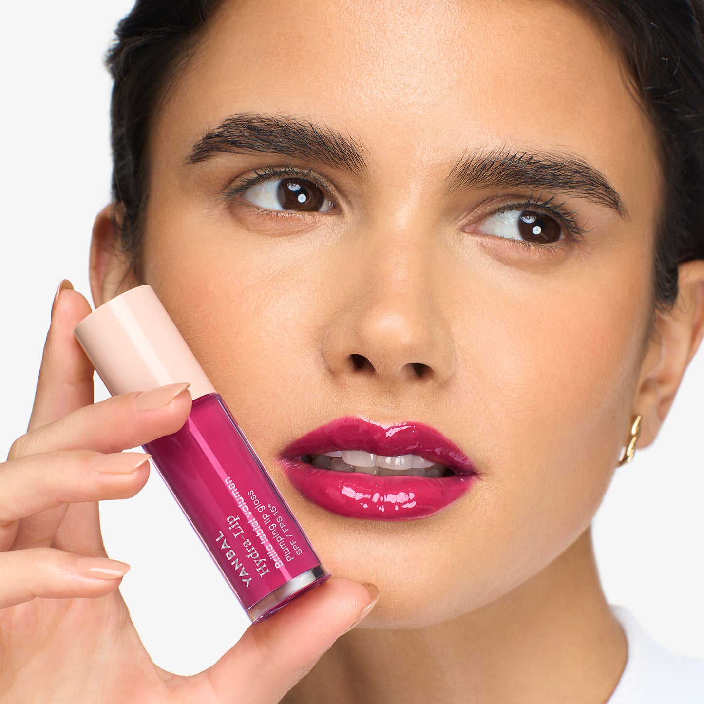 3348 💖💋 Hydra-Lip Brillo Labial Volumen Fucsia Bold - Y6391
