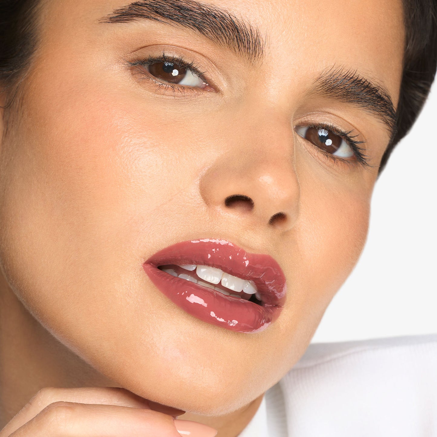 3342 💋✨ Hydra-Lip Brillo Labial Volumen Nude Lips - Y6392
