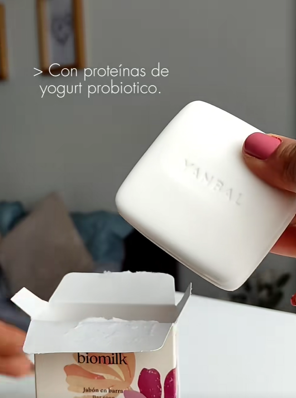 14120 🌸 JABÓN EN BARRA BIOMILK “AMOR QUE FLORECE” 💖