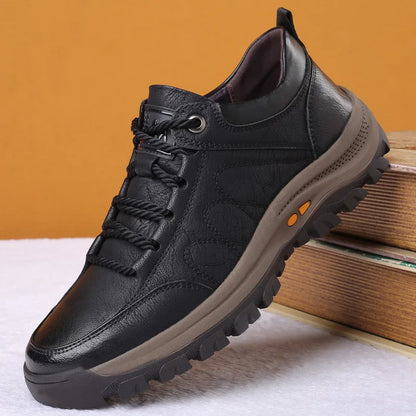 Leather Men Casual Shoes Hiking Outdoor Breathable Non-Slip Sneakers Men Loafers Shoes Zapatos Hombre Casual Mannen Schoenen