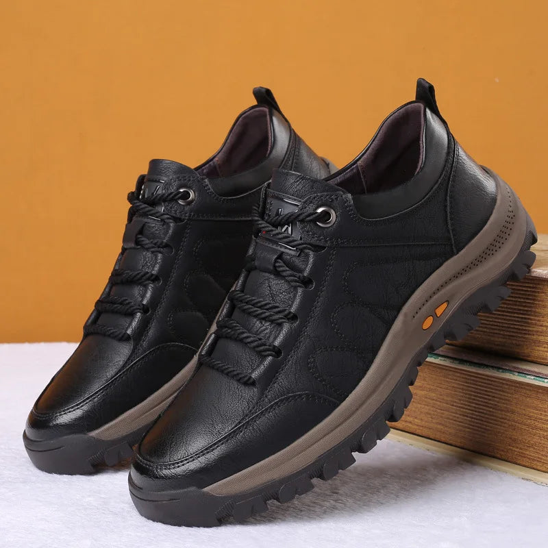 Leather Men Casual Shoes Hiking Outdoor Breathable Non-Slip Sneakers Men Loafers Shoes Zapatos Hombre Casual Mannen Schoenen