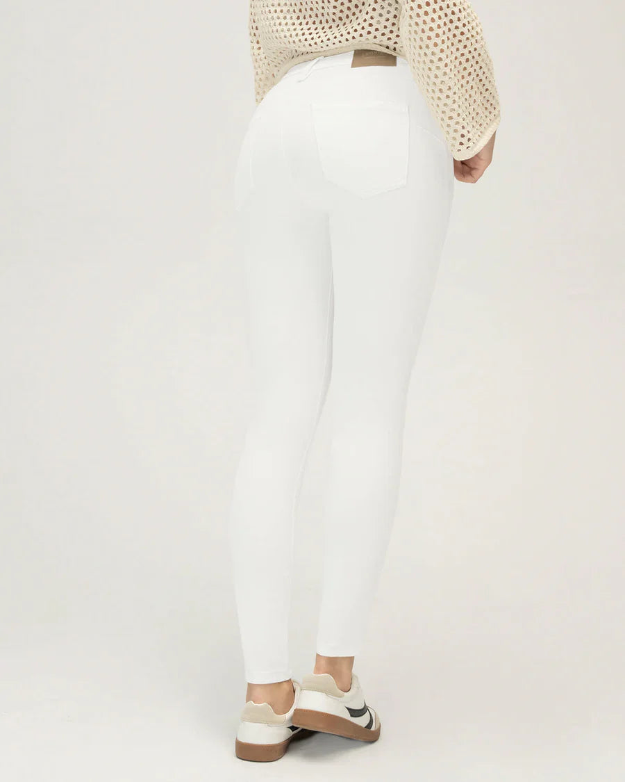 Jean skinny levanta cola - DN2