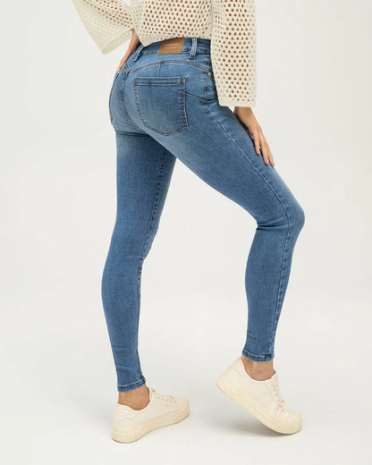 Jean skinny levanta cola - DN2