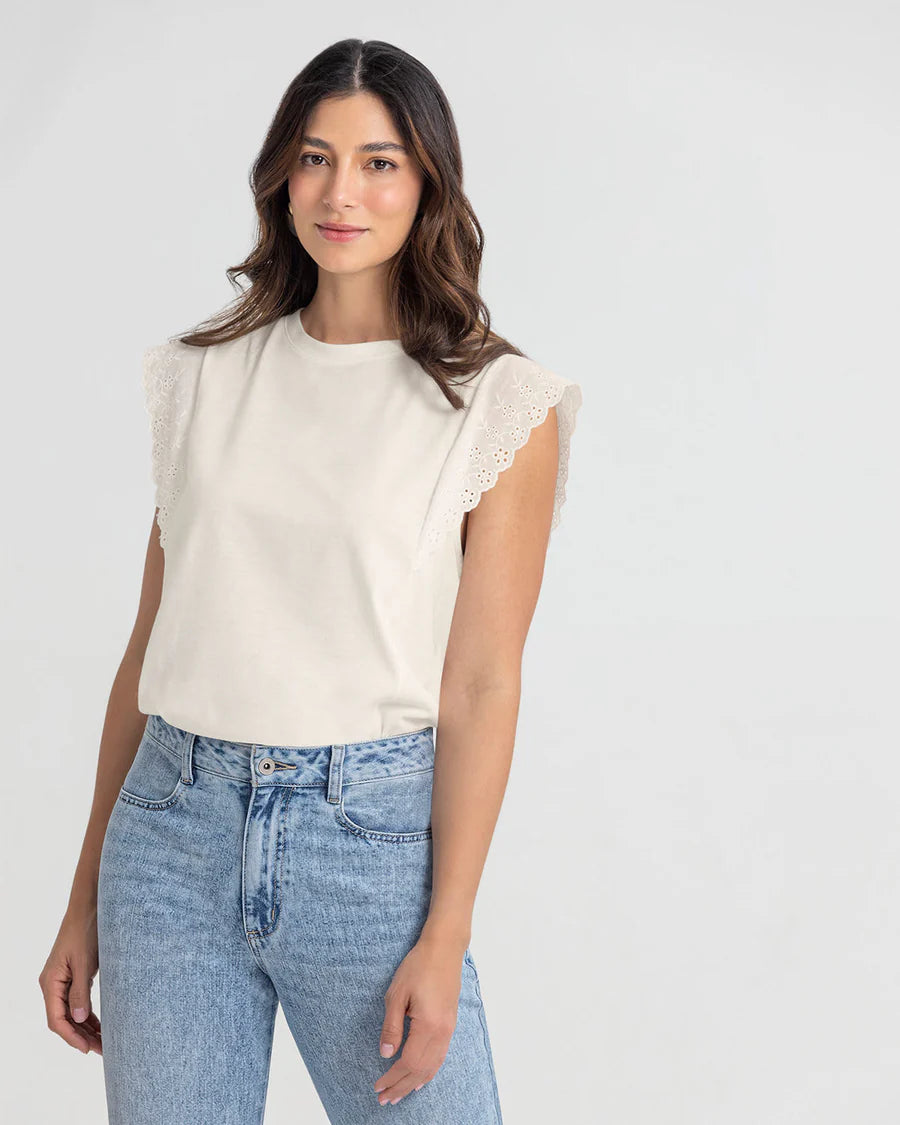 Camiseta manga sisa con detalle ojalillo en hombros - LF7017