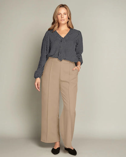 Blusa estampada con detalle para anudar en escote
