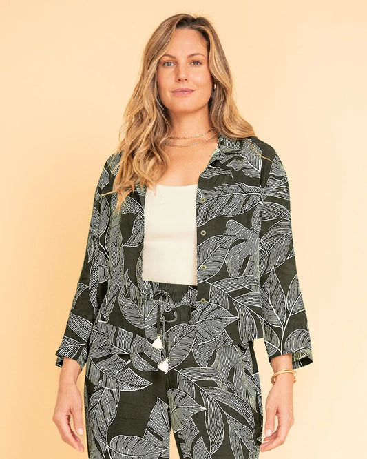 Blusa manga 3/4 estampada con botones en frente - L F7336