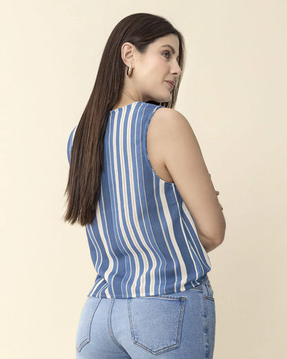 Blusa manga sisa estampada de cuello redondo alto -  F7376