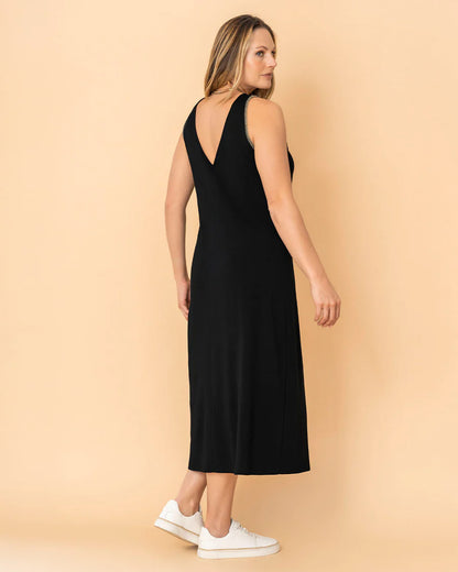 Vestido midi esencial con detalle bordado en sisa - LF7445