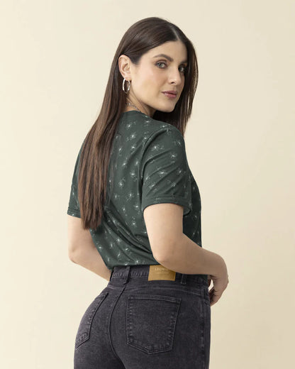 Camiseta manga corta estampada con dobladillo en manga