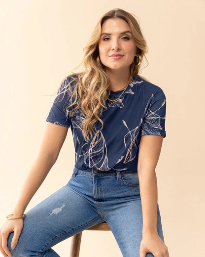 Camiseta manga corta estampada con dobladillo en manga