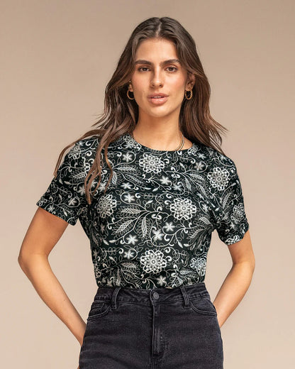Camiseta manga corta estampada con dobladillo en manga