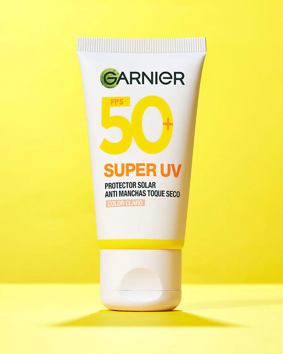 Garnier Super UV Protector Solar Antimanchas FPS 50+