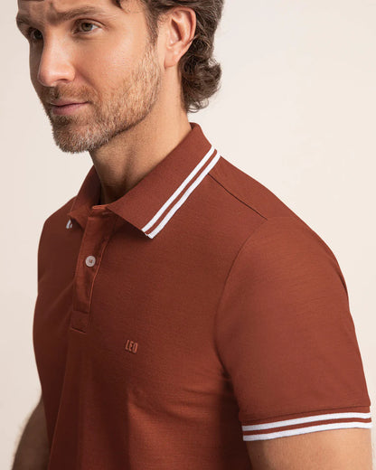 Camiseta tipo polo con cuello y mangas tejidas