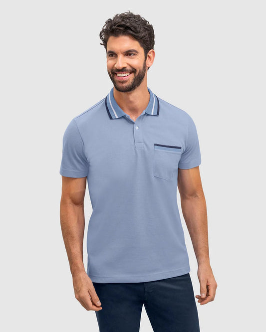 Camiseta tipo polo con perilla funcional y bolsillo decorativo