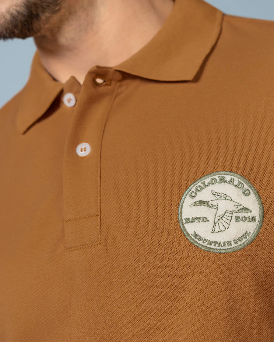 7526 👕 Camiseta Tipo Polo con Aplique Bordado REF. M3209