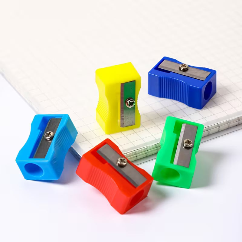 1383-1 ✏️ Mini Sacapuntas Portátiles y Coloridos – Afilado Rápido y Divertido