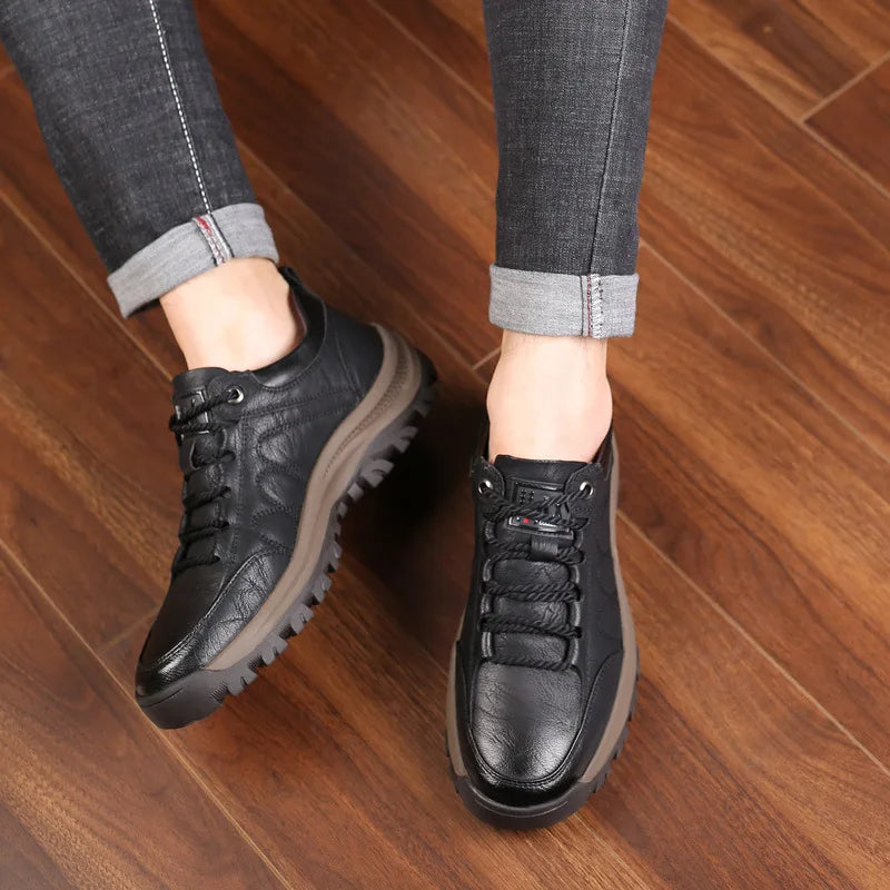 Leather Men Casual Shoes Hiking Outdoor Breathable Non-Slip Sneakers Men Loafers Shoes Zapatos Hombre Casual Mannen Schoenen