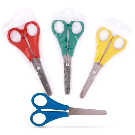 1382 ✂️🎒 Tijera Escolar Métrica 5 Punta Roma